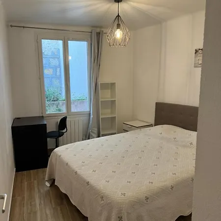 公寓 Cosy Poullan, 2-bedroom Apartment, 200 M From The