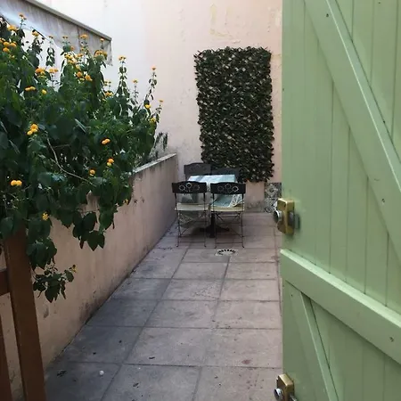 Cosy Poullan, 2-bedroom Apartment, 200 M From The 公寓 *