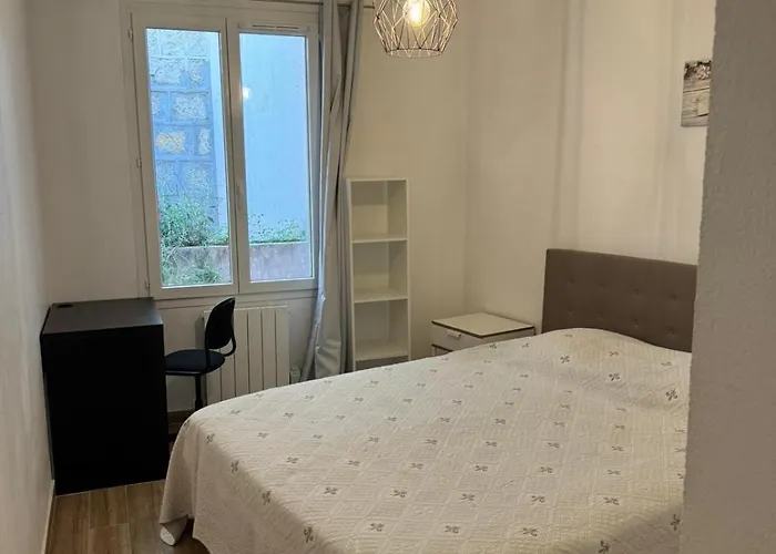 Apartment Cosy Poullan, 2-bedroom Apartment, 200 M From The